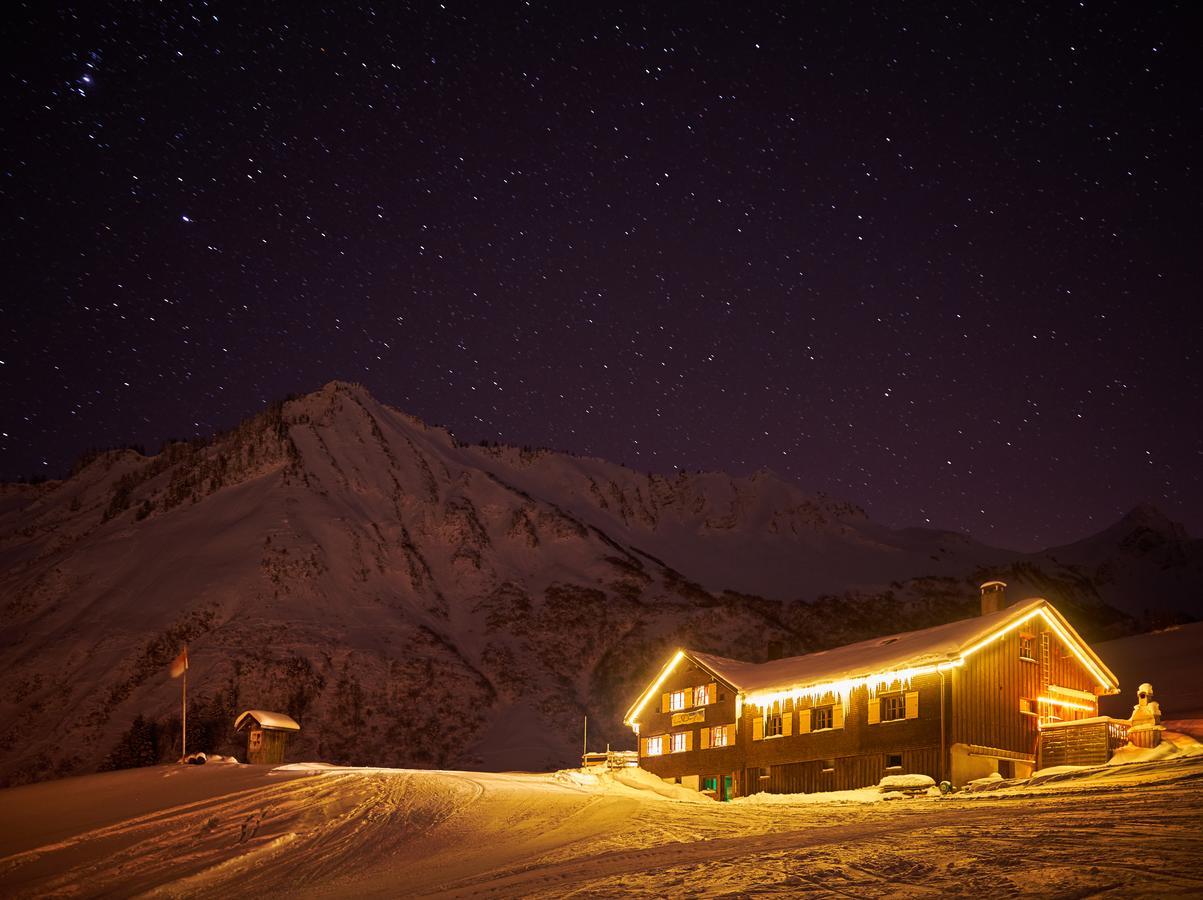 Alm - Chalet Domig Villa Дамулс Екстериор снимка